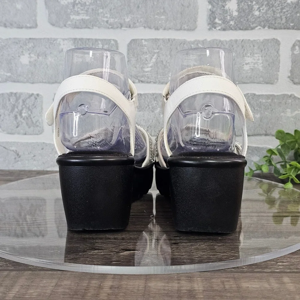 Skechers Concords Wedge Sandals Memory Foam White Embellished‎ Straps Size 8